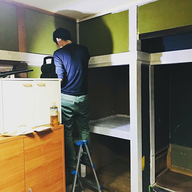 古民家 部屋のペンキ塗り 元ホストと元キャバ嬢の田舎life